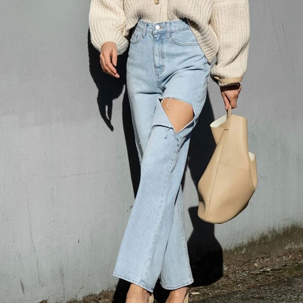 Oak + Fort Straight Leg Jean with Cutout